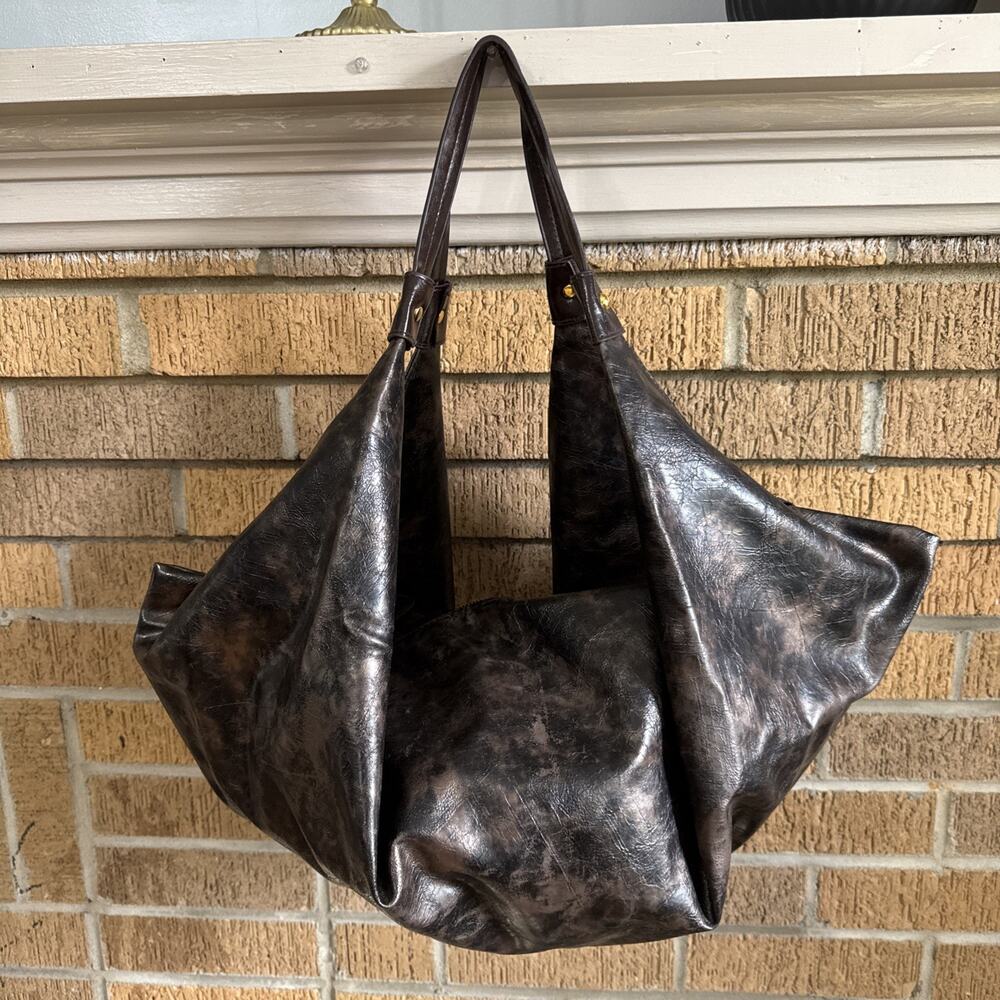 Y2K Distressed Brown Slouchy Hobo Tote Carryall Shoulder Bag 2000s Leather Look